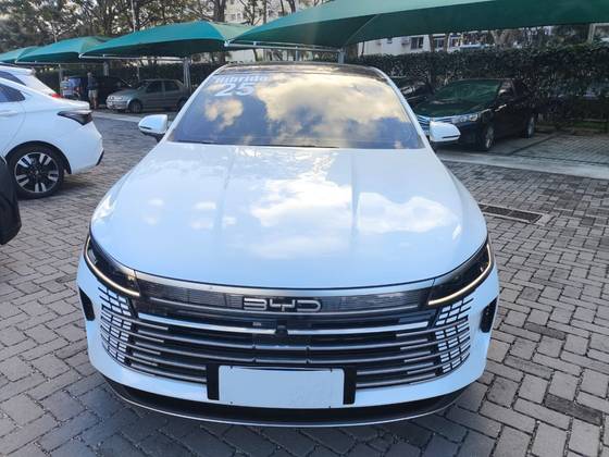 BYD KING 1.5 DM-I PHEV GS AUTOMÁTICO BYD KING 1.5 DM-I PHEV GS AUTOMÁTICO